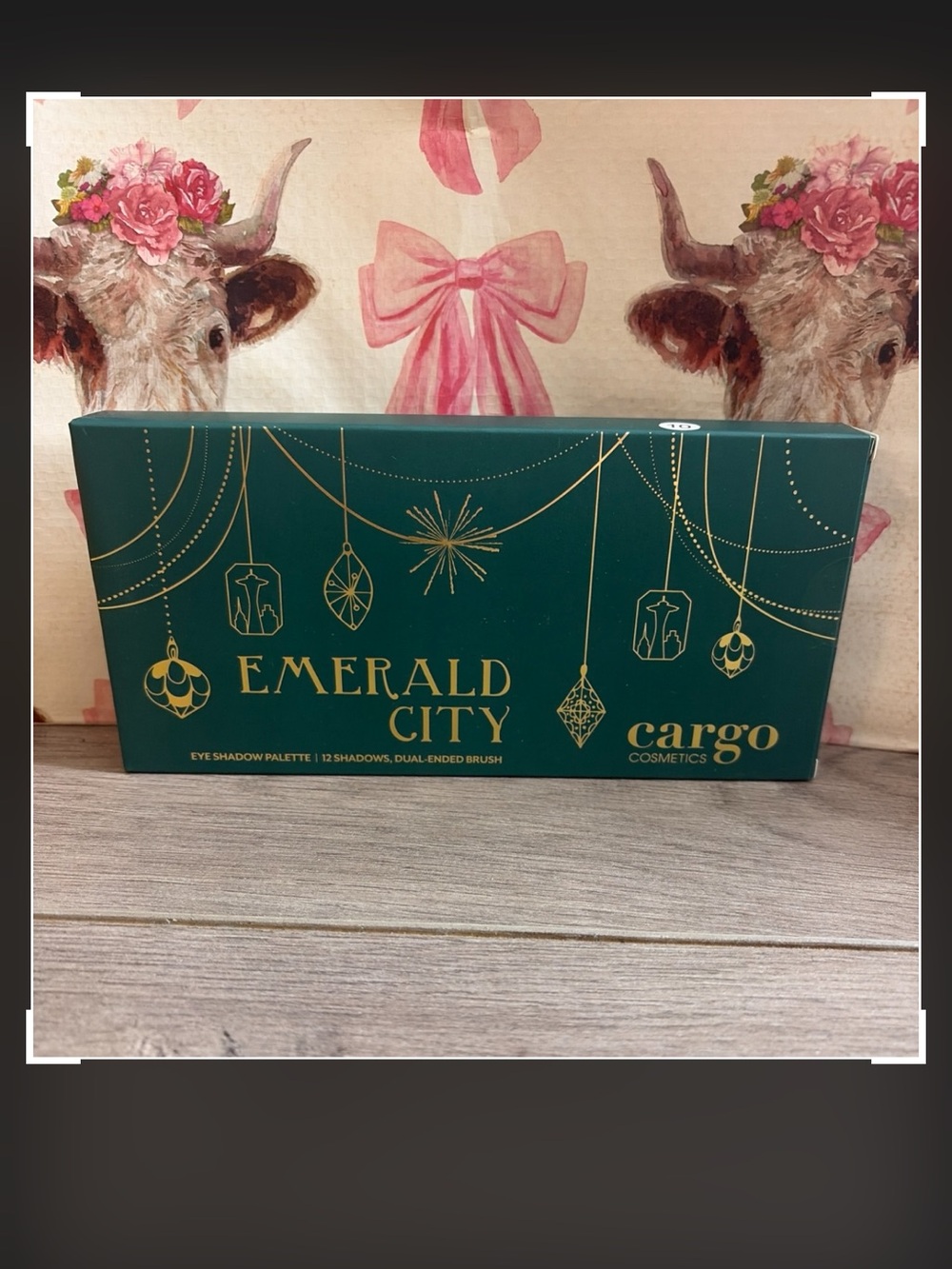 Emerald City Eyeshadow Palette - Emerald Green